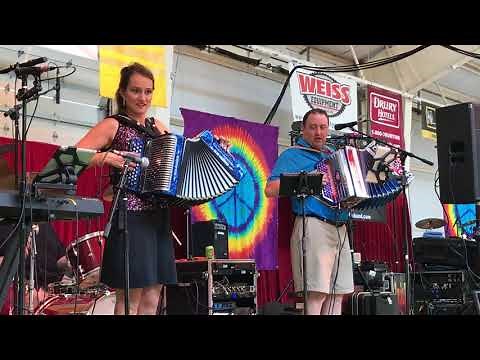 Molly B & Squeezebox