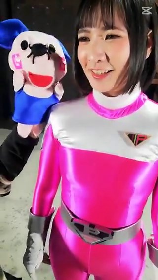 【ギガチュー動画】ヒロインインタビューでちゅ🐭💕「戦隊レッドであり隊長でもある俺は、部下の戦隊ピンクをわざと危機に陥らせてから助け、惚れさせて抱こうと計画する」出演：宮崎リン 新川ゆず監督：川森重公式サイトをチェックでちゅ🐭✨https://t.co/yGIyZzeRqx#宮崎リン#川森重#GIGA