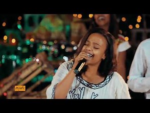 Singer Eden Eshetu || እቅፍ ድጋፍ|| Ekife Digef || Protestant Live Mezmur (Official Video) Azeb Hailu
