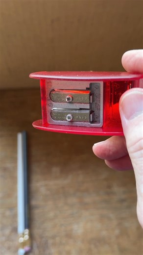Perfect point pencil sharpener: Features and details (Part 1/2)