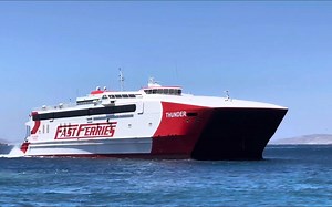 快速渡轮靠岸 双体船 轮渡 Fast Ferries - Thunder