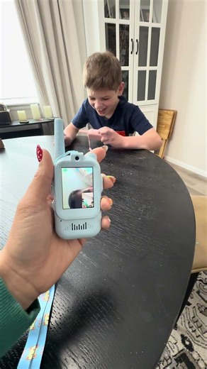 FaceTime walkie-talkies are the ultimate kid upgrade for 2026 🙌