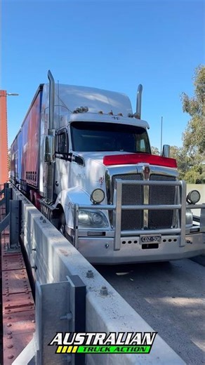 Kenworth T610 B-Double crossing narrow bridge!
