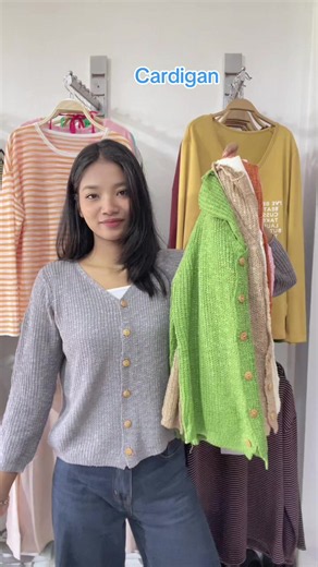 Cardigan outfit ideas and styling tips