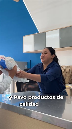 Grupo Buena on Instagram: "¡La Navidad de tu negocio empieza aquí! 🔔 PIERNA Y PAVO: Stock garantizado con calidad Grupo Buena. No arriesgues tus ventas de la temporada tenemos el inventario que necesitas listo para envío inmediato. 🥩Cortes finos y de buena calidad🍖 listos para tu negocio 👨‍🍳 🌐https://grupobuena.com/ 📞2310 - 3615 📩 ventas@grupobuena.com #GrupoBuena #Cortesfinos #congelados #meatlovers #asados #restaurantes"