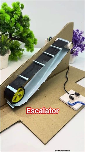 Escalator working model with cardboard * scienceproject #schoolproject #project #tech #dcmotor #diy