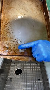 89K views · 132 reactions | Secret to clean baking sheets revealed! 100% Guaranteed! No Gimmicks! The very best way to get your baking sheet to look like new is revealed! #hacks #cleaning #baking #kitchen Produced by Network Media, Jasgur Crew and Steve J. | Jasgur Crew | Facebook