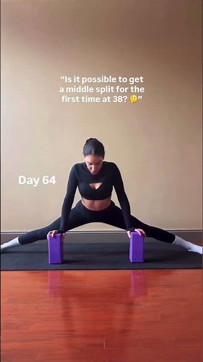 HOW TO ACTUALLY GET THE SPLITS AS AN ADULT (IF YOU’RE NOT FLEXIBLE) 😬⬇️ Step 1: Stop believing the