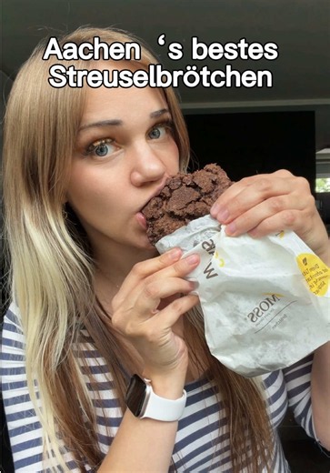 Taste Test, das Streuselbrötchen aus Aachen 🥰 #foodie #bakery #aachenfood #streuselbrötchen