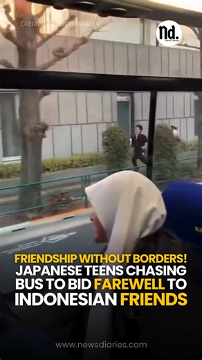 A heartfelt farewell at a Japanese high school went viral after students ran alongside a departing bus to wave goodbye to Indonesian exchange students. Filmed on January 18, 2026, the emotional scene showed dozens of teens sprinting, cheering, and shouting farewells as the bus pulled away. Widely shared online, the clip has been praised as a touching reminder of genuine friendship and cultural connection. Viewers noted how small acts of kindness can strengthen international bonds, sparking discu