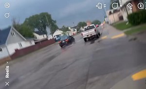 26K views · 186 reactions | Here’s a video update of the storms approaching Winnipeg. To the south. It looks like this line is slowly moving to the north, this is the same system that caused tornado warnings in Minnesota but it’s weakened quite a bit. I’ll keep you all in the loop as these storms approach the city of Winnipeg . -Mike McGregor. | The Weather Centre of Manitoba | Facebook