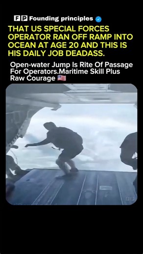 US Special Forces Jump Into Ocean 😤#soldier #USA #SpecialForces #SpecOps #USMilitary