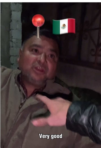 Funny drunk guy goes into full opera singing 🇲🇽 #mexicotravel #pueblamexico #tlachichuca #mexico #ruralmexico