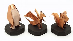Origami Stand - Jo Nakashima