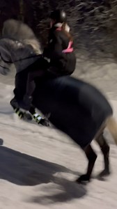 We were going to gallop and the pony had not been ridden in like a week so she had a lot of energy😀 This was back in February so I’m okay now, but I wasn’t back then😭 video and caption @emma_ovnerud #horselovers #horsefails #horsefail #horseridingfail #horseridingfails #horses #horseofinstagram #jumping #horsejumping | HorseLovers Fails