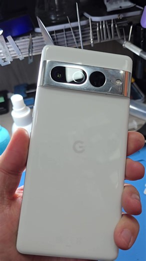 У кого с рофлом плохо, тот уже давно в коментах из отряда диванных войск 😆