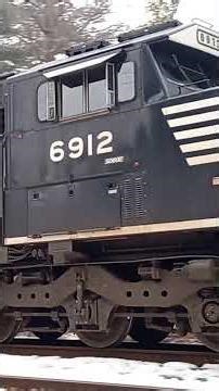 BIG NS K64 puts the hammer down in notch 8 southbound over the Tasker grade on 2-16-26 w/LOUD EMDs!!