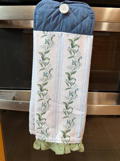 Blue Hanging Kitchen Towel: Potholder Oven Towel