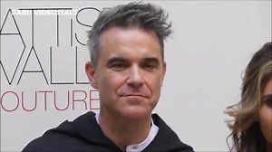 Robbie Williams & wife Ayda Field Williams @ Paris 4 july 2022 Fashion Week show Giambattista Valli #RobbieWilliams #AydaWilliams #Ryda #Paris #parisfashionweek #parisfashionweek2022 #hautecouture #GiambattistaValli Source: youtube.com/c/ParisVideostars | Robbie Williams • The Unforgettable Concert