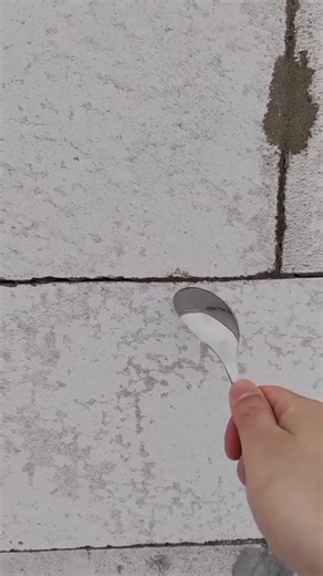 чисто каждое его видео @Spoon_vs_the_wall | spoonbending