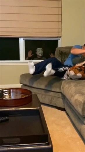 Pranks Academy on Instagram: "Scary mask prank 😬 😂🤣 . . #pranksAcademy #funnymemes #funnyvideos #funnyposts #funnypictures #instafunny #funnyquotes #funnycats #funnydogs #funnymoments #funnymemesdaily #funnyanimals #funnypics #pubgfunnymoments #funnyface #funnyfaces #funnyjokes #funnyclips #viralvideos #viralreels #trending"