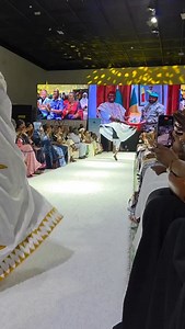 Show 🕺🏾 #ThialeArby 📷 @ahmed_from_timbuktu #Culture #TimbuktuMali #timbuktu #danse #takamba ##niger #mali #burkinafaso #nigeria | Mali paw b di