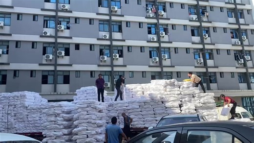 Custom Men's Solid Pattern Bikini Briefs 1 Piece Swimwear Made of Spandex/Nylon Beachwear with Front Logo