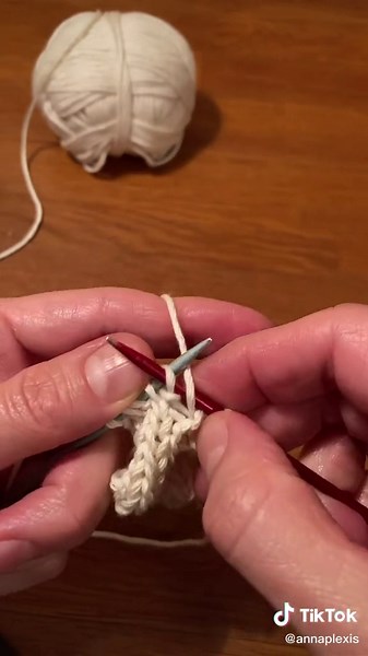 Double Knitting Tutorial: k1, sl1p wyif | Knitting Techniques