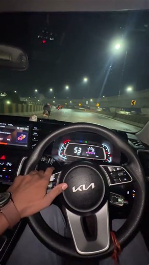 Kia Sonet driving status video #automobile #drivingstatus #carstatusvideo #usashorts