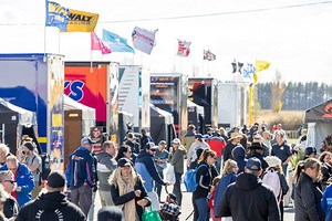 Paddock open to fans at Sydney opener | Supercars