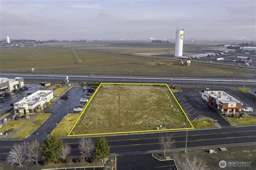 2421 S Maiers Rd, Moses Lake, WA 98837 (#2473277) :: Front Street Realty