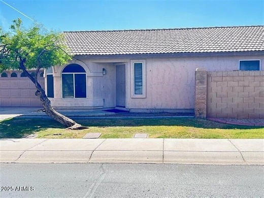 2221 E Union Hills Dr #157, Phoenix, AZ 85024 - MLS 6853387 - Coldwell Banker