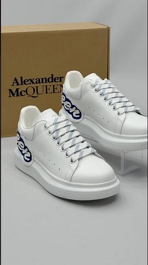 Alexander McQueen Men Sneakers #sneakersbykk #luxuryshoes #designershoes