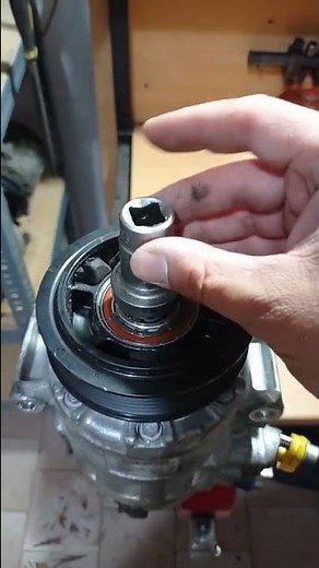 AC compressor clutch broken Denso #repair #accompressor #denso #audi #mercedes #skoda #volkswagen