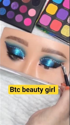 sky Blue eyes makeupb👁️👁️ #eyemakeup #fashiontrends #makeuptutorial #ytshorts