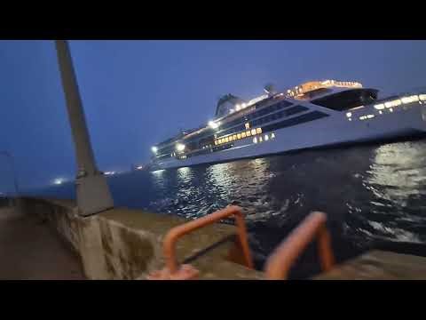 Viking Polaris arriving in Duluth Minnesota 9/12/25