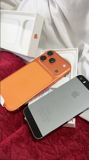 iPhone 5s 2013 VS iPhone 17 Pro Unboxing #apple