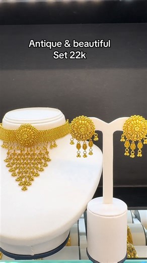 Antique 22K Gold Jewelry Set for Sale