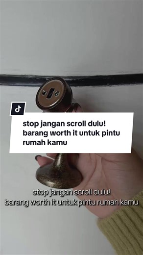 stop jangan scroll dulu barang worth it untuk pintu rumah kamu