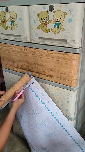 Durabox makeover (using wallper) Low budget DIY 🔨 #Diy #Durabox #duraboxmakeover #Duraboxdiy #duraboxwallpaper #housediyproject #housediy #lowbudgetdiy #budgetdiy #homedecor #homedecorideas #homeorganizationhacks #homeorganize #organizedhome #wallbrickswallpaper #wallbricks #housecleaning #cleaninghacks #decoration #decorationdesign #asmrvideo #asmrcleaning #asmrsounds #asmr #asmrtiktoks #asmrcommunity #housewife #wifeymaterial #wifereality #wifeduty | Lordeliza Libunao