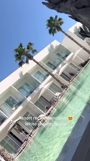 קבלו המלצה לריזורט המושלם! 📍White Dreams Resort בריכה מהממת, מרחק של 7 דק מהים! חדרים מרווחים, מתחם סאונה ענק. לעוד המלצות עקבו אחרינו! ⭐️ #travel #hotel #greece #whitedreamsresort #foryou