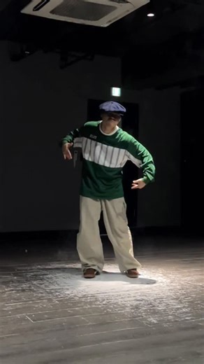 스톤락 돌잠금 on Instagram: "Love basical movement👣📝 #locking #dance"