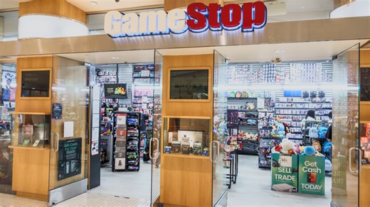 GameStop Closes Hundreds of Stores as CEO Eyes $35 Billion Payout