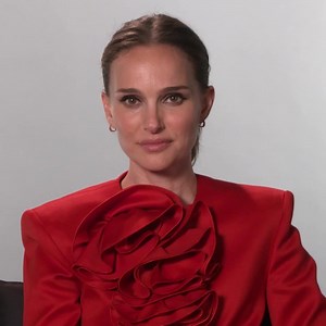 Can the cast of Marvel Studios' Thor: Love and Thunder handle a ⚡️LIGHTNING ROUND⚡️? See the film in theaters now! | Marvel