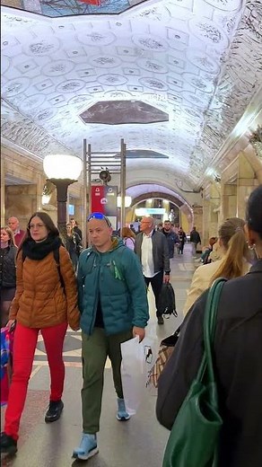 Russia 🇷🇺 Metro in Moscow | Московское метро 🚇