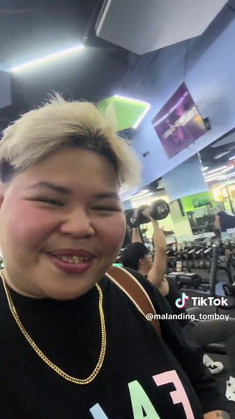 Naaliw na Gym Moments kasama ang Cast ng Sashes and Heart