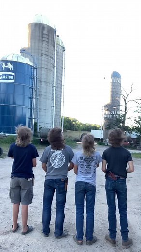 Mullet season. #familyfarm #USA #Mullet @kniferiverbaits @ben_mulford @sawyersmith269