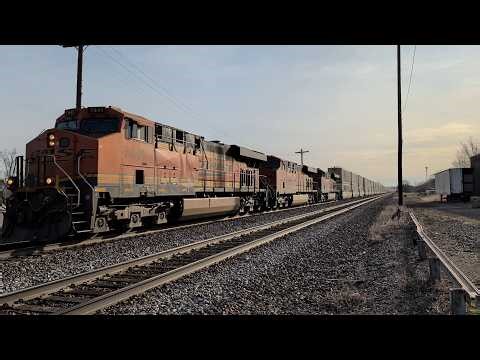 3-Engine BNSF Intermodal Train Roars West!