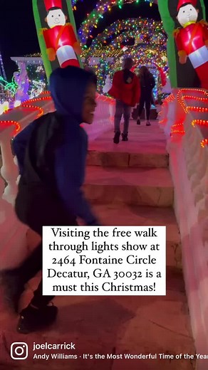 This is my all time favorite Christmas lights display since I know all the work and the love for the community that goes into it! Every year this family turns their home into a Holiday spectacular and opens it for anyone in the community for free. You can walk through the circle pathway in the yard and the amazing lady behind the lights display will even open her front door and give candy to the kids. If that’s not loving your neighbor I don’t know what is! . . . . . . . . . . #christmas #christ