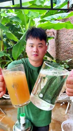 家庭用水一直下雨一直黃？ 對於原水非常渾濁的家庭用水，我們可以在總水管道去裝上這樣的一臺全屋淨水器，主要的他的濾芯不是傳統一次性濾芯，全新的PVDF中空纖維材料